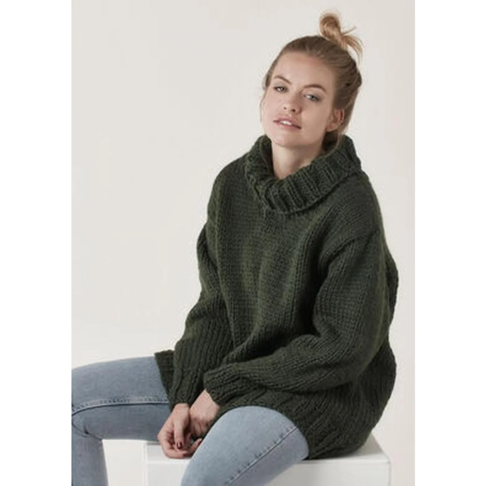 Rowan Broschüre Big Wool Knits 8 Designs (EN) - Image 4
