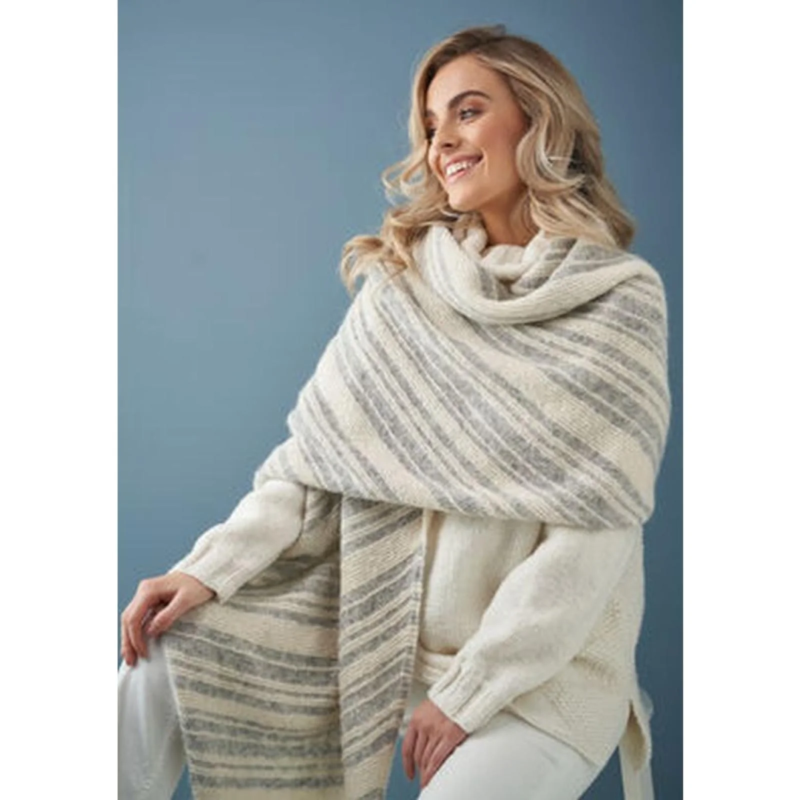 Rowan Magazin MODE Collection Three (EN), 16 Designs - Image 5