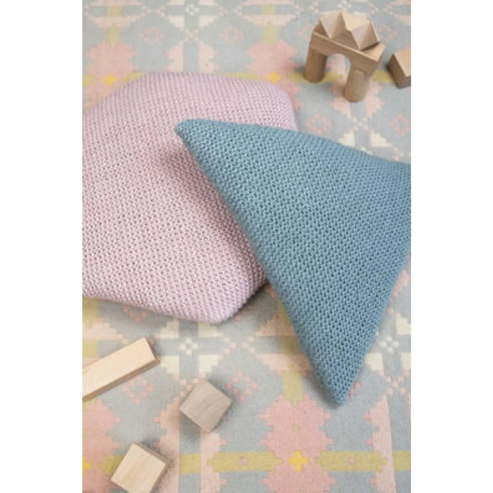 Rowan Magazine Bloom Book Three Nursery (EN/DE) - Image 10
