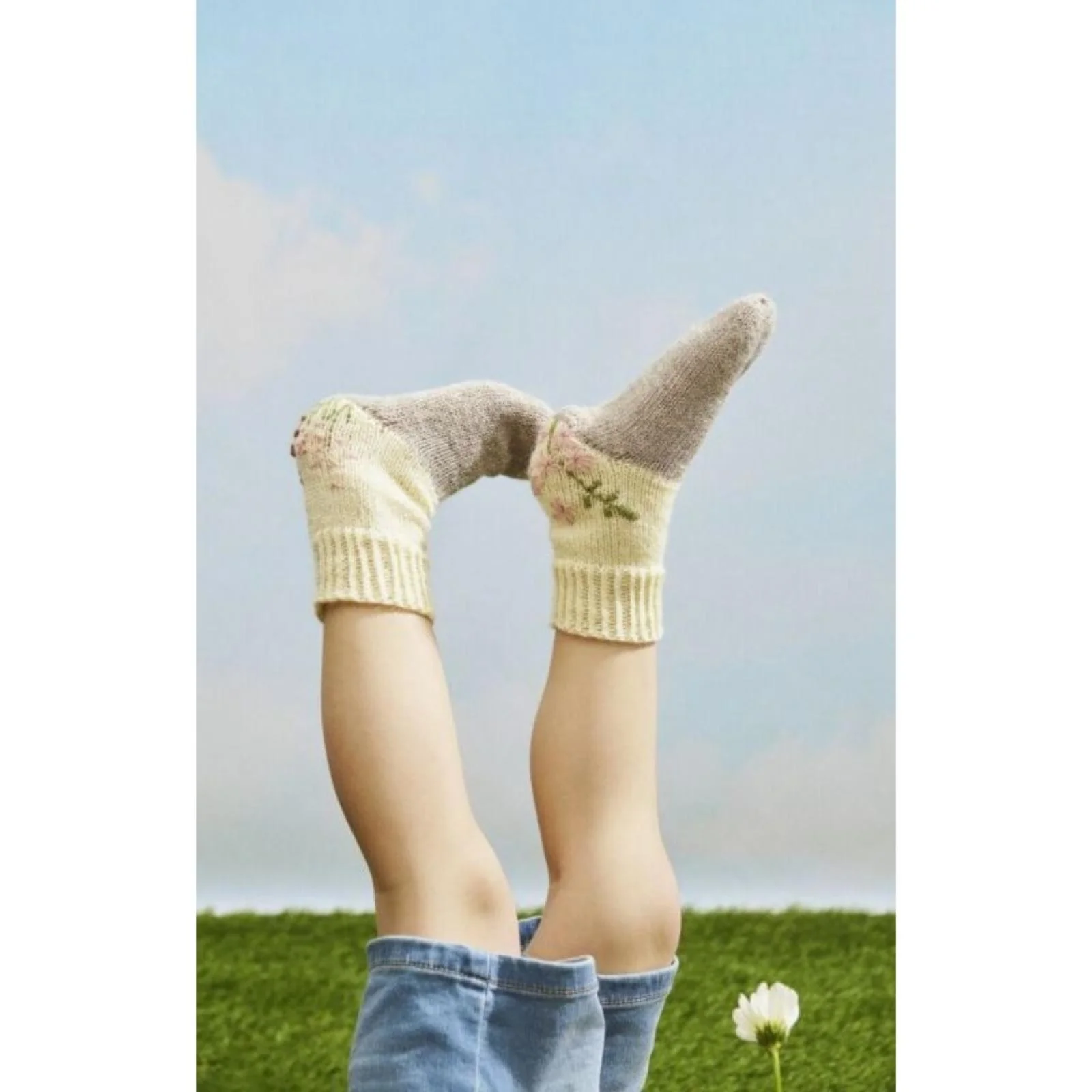 Novita Einzelanleitung Vilkkaat Socken (DE) - Image 2