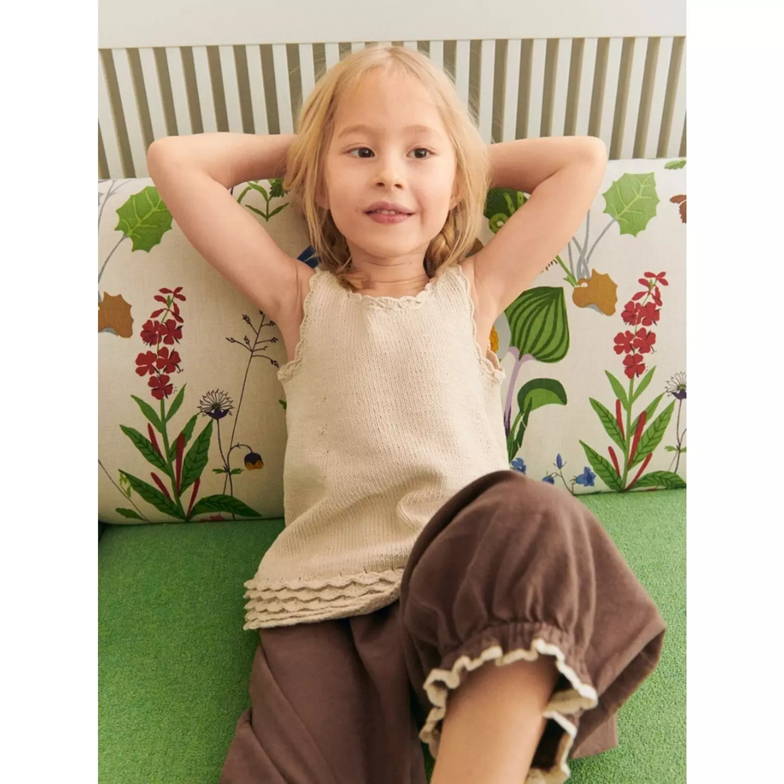 Sandnes Anleitungsheft 2603 Nr. 4 Roselyn Singlet & Pants Junior - Image 8