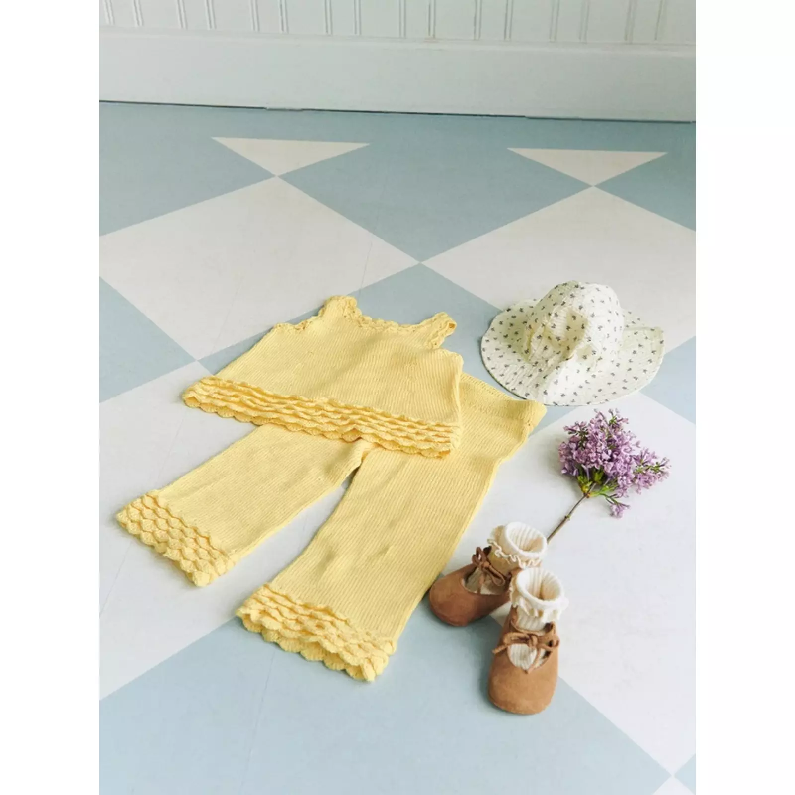 Sandnes Anleitungsheft 2603 Nr. 7 Rosette Top & Pants & Windelhose Baby - Image 2